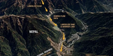Lago barriera al confine Tibet-Nepal: ingegneri cinesi al lavoro