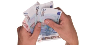 niekverlaan-euros-427533_1280.jpg