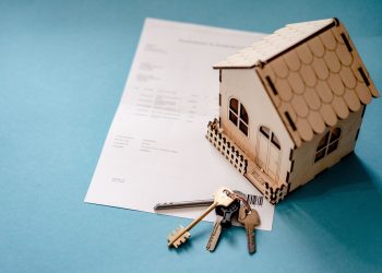 oleksandrpidvalnyi-real-estate-6688945_1280.jpg