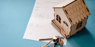 oleksandrpidvalnyi-real-estate-6688945_1280.jpg