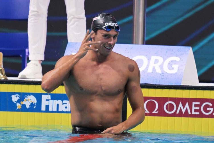 Nuoto, Italia d'argento nella staffetta 4x1500 agli Europei: Paltrinieri decisivo