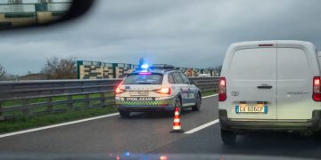 A10, tamponamento a catena blocca l'esodo: sei feriti, due bambini tra loro
