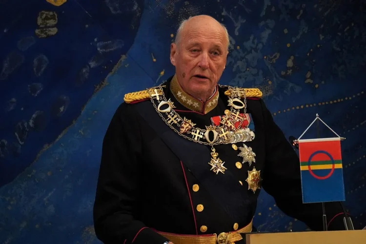 Re Harald V di Norvegia
