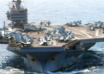 La portaerei USA Lincoln in missione nel Mar Arabico a causa delle tensioni con l'Iran