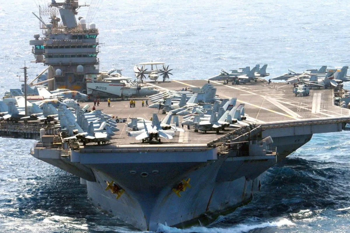 Portaerei Lincoln, militari costretti a 208 giorni in mare tra caldo, muffa e scorte finite