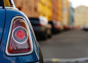 sklostudio-tail-light-5989090_1280.jpg