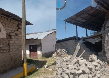 Edifici in adobe danneggiati e macerie dopo terremoto in Perù