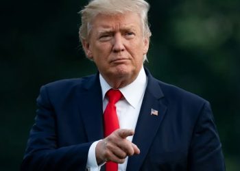 Iran, Trump: Il blocco navale continua fino a un accordo