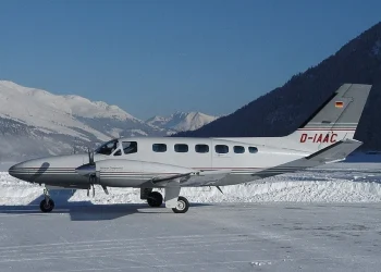 Un velivolo charter è caduto vicino a un sito radar remoto nell'Alaska occidentale