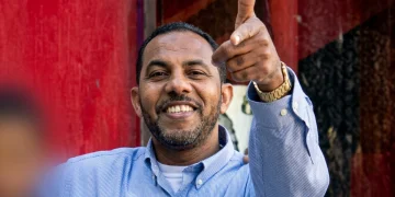 11 settembre, il disegno di Omar al Bayoumi che riapre il caso sul coinvolgimento dell'Arabia Saudita