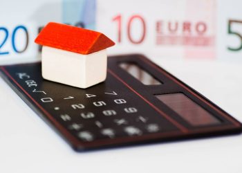 Il decennale Usa torna al 5% e minaccia nuovi rincari per chi cerca un mutuo o un prestito