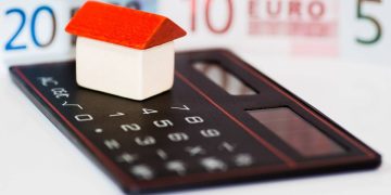 Il decennale Usa torna al 5% e minaccia nuovi rincari per chi cerca un mutuo o un prestito