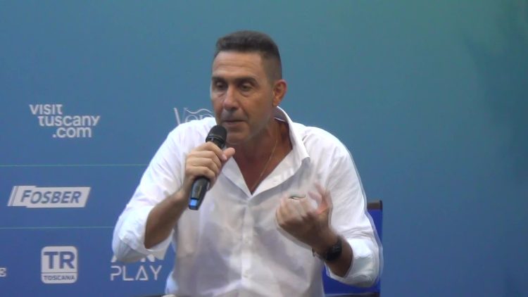 Vannacci al convegno Polizia: il Dipartimento nega valore formativo e presenza Questore