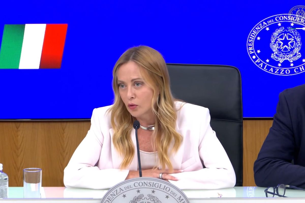Bollo auto, il governo lo cancella per le vetture meno potenti e le moto