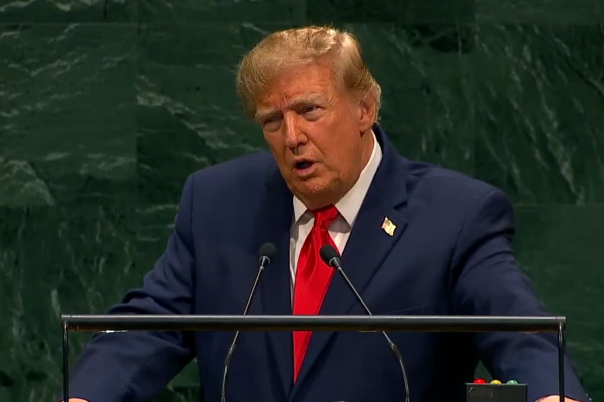Trump riunisce i vertici tecnologici alla Casa Bianca e punta sull’autoregolamentazione dell’IA