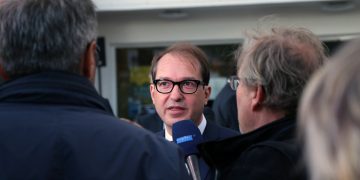 Germania accusa Russia per attacco ibrido: chiusi consolato e Casa russa