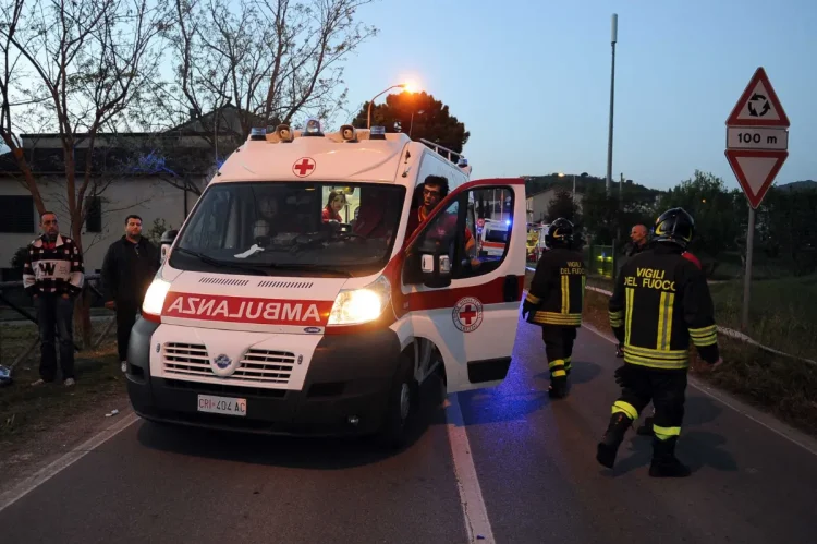 Ambulanza Incidente notturno