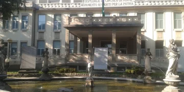 Bambina di 2 anni muore dopo un mal di pancia, indagati 3 medici di Rho
