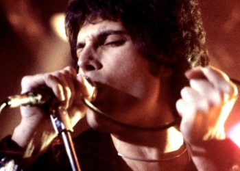 Freddie Mercury, 80 anni senza il genio che ha ridefinito il palco