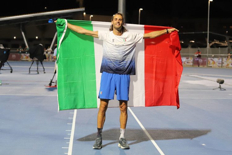 Gianmarco Tamberi vince l'oro nel salto in alto ai Giochi del Mediterraneo