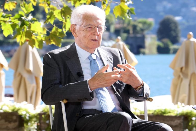 Il Senatore a vita Mario Monti