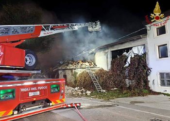 Il casolare esploso a Castel d'Azzano