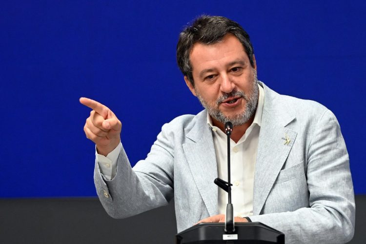 Il ministro dei Trasporti Matteo Salvini