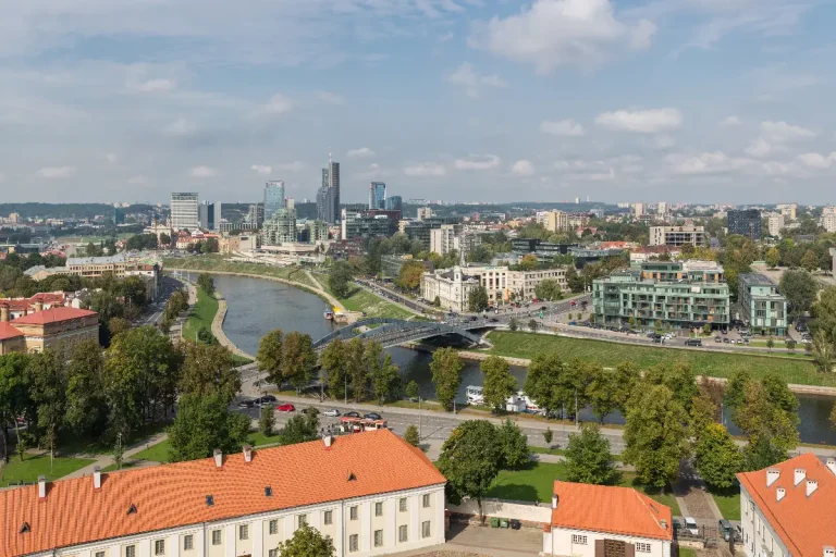 La Lituania ha un piano per evacuare la popolazione di Vilnius: una delle vie di fuga conduce in Polonia