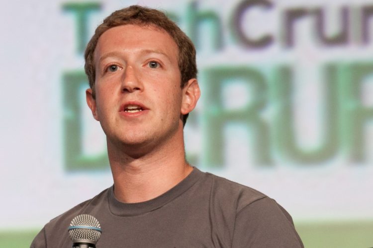 Nvidia e Meta divisi sull'IA: Huang frena sulle leggi, Zuckerberg sui tempi di rilascio
