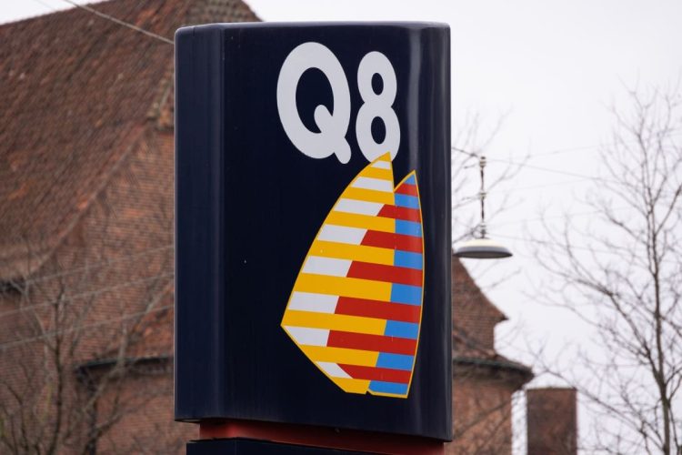Logo Q8