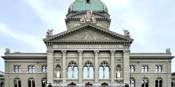 Svizzera, il popolo boccia la stretta sulla neutralità- avrebbe limitato la cooperazione con la NATO