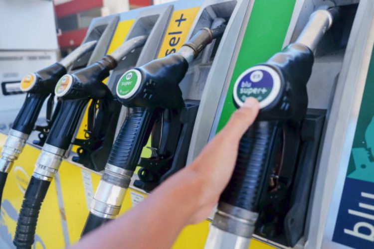 Taglio delle accise sui carburanti e benzina