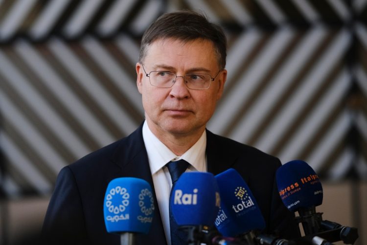 PNRR, Dombrovskis: "I pagamenti non seguono i costi, contano i risultati