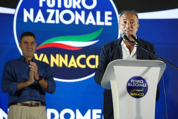 Dopo l’Ohio d’Italia arriva la Sassonia di Vannacci: "Arriveremo al 90 percento"