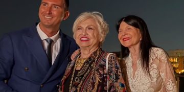 Wanna Marchi e la figlia Stefania Nobile premiate in Campidoglio la polemica sui social
