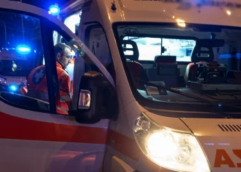 60enne trovato morto in una cella frigorifera di un'azienda alimentare: indagini in corso