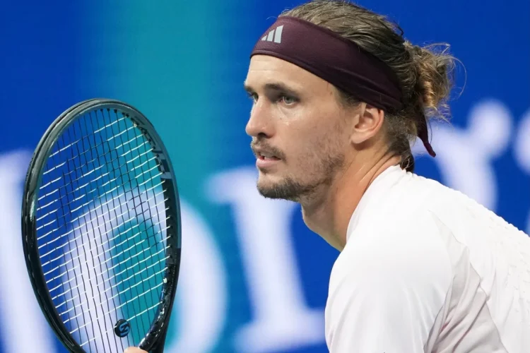 Zverev piega Shelton in quattro set a New York