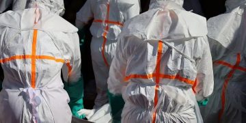 Ebola in Congo: 3.007 morti, l'epidemia si espande in sei province e minaccia di superare il picco