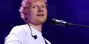 Ed Sheeran non definisce "genocidio" il massacro di Gaza, Macklemore criticato