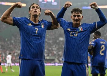 I fratelli Esposito con la maglia dell'Italia