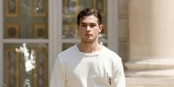 Influencer "Clavicular" incriminato per violenza su minorenne: alcol e dirette social al centro