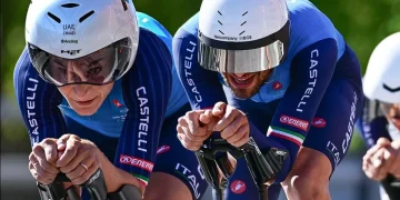 Le cicliste azzurre campionesse del mondo Trinca Colonel, Guazzini e Longo Borghini con Ganna e
