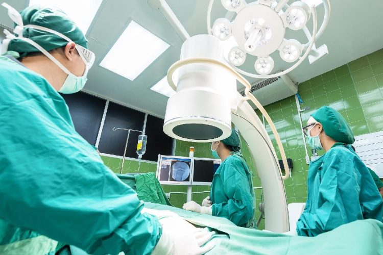Margaret Spada, il gup rinvia a giudizio i due chirurghi estetici accusati di omicidio colposo