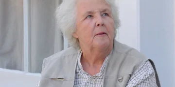 Stephanie Cole on set Doc Martin Series 4 in Port Isaac