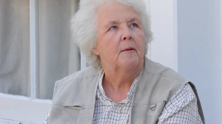 Stephanie Cole on set Doc Martin Series 4 in Port Isaac