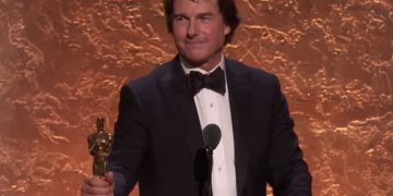 Tom Cruise: "L'IA non sostituirà il lavoro umano, il cinema è esperienza reale