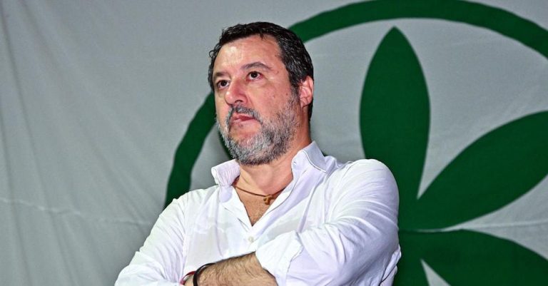 Salvini chiama Elon Musk e spinge per la guida autonoma Tesla in Europa: cosa cambia e perché serve il via libera dell’Ue