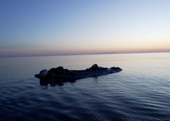 La flotta di Lampedusa resta all'ancora e porta a Palermo la protesta per il carburante
