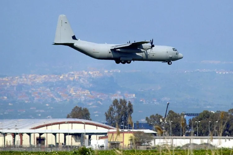 NATO, esercitazione nucleare in Italia dal 13 ottobre: coinvolte cinque basi