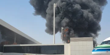 Nuovo attacco colpisce l'aeroporto di Riad: incendio in un terminal